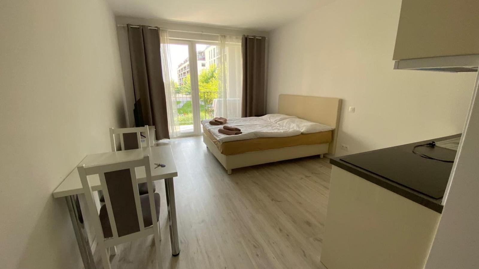 Апартаменти 1 With Terrace, Slnecnice, 18b *